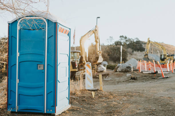 Best Portable bathroom rental  in Carlisle, IA