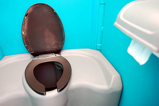 Best Portable toilet rental cost  in Carlisle, IA