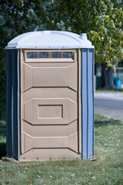 Portable Toilet Options We Offer in Carlisle, IA