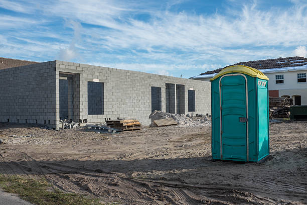 Best Porta potty rental near me  in Carlisle, IA